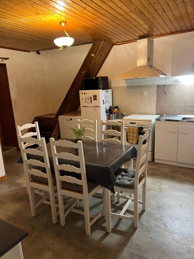 Gite Des Reculees Ladoye-sur-Seille Bagian luar foto