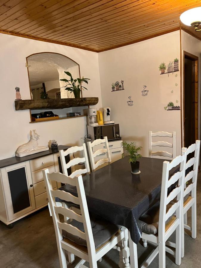 Gite Des Reculees Ladoye-sur-Seille Bagian luar foto